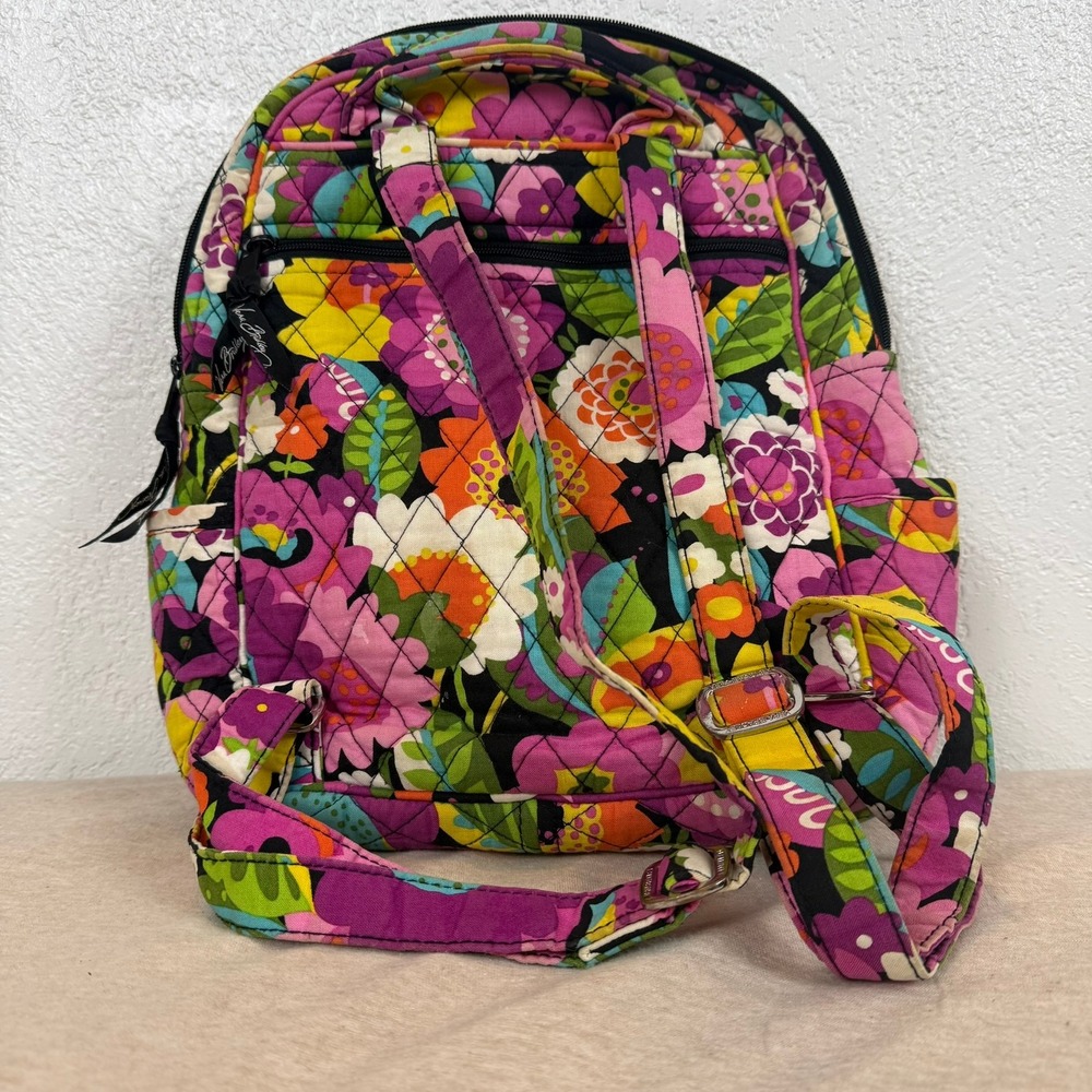 VTG Retired Vava Bloom Vera Bradley Quilted Backpack Colorful Floral - Picture 4 of 4